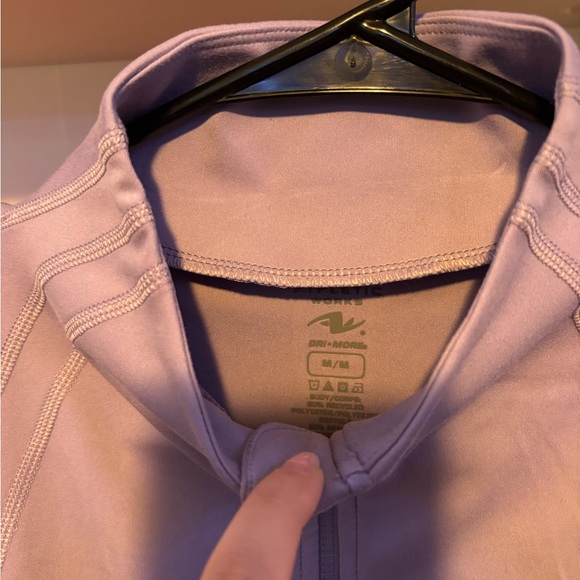 Women's Lavender active Jacket - Picture 3 of 3